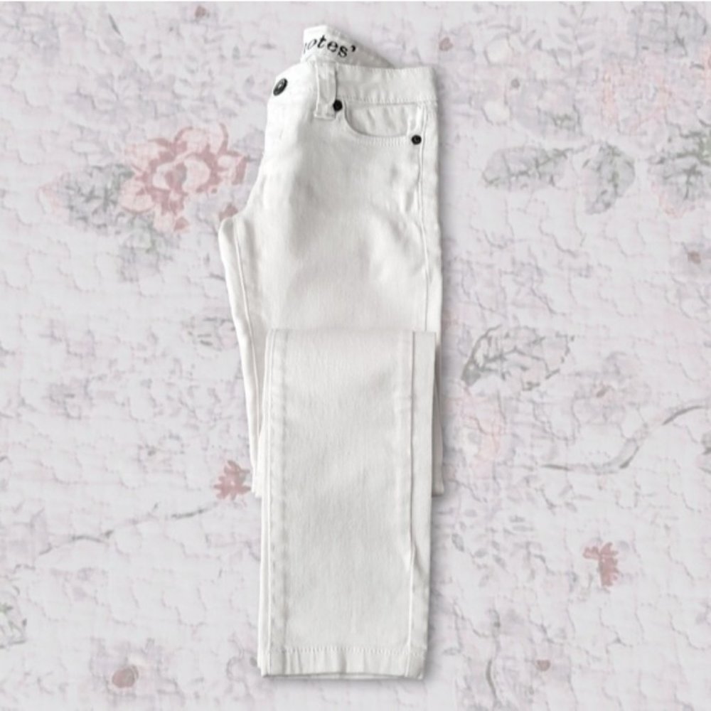 Vintage White Slim Fit Low Waisted Jeans- Size 25